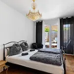 公寓 Balingen Apartment *